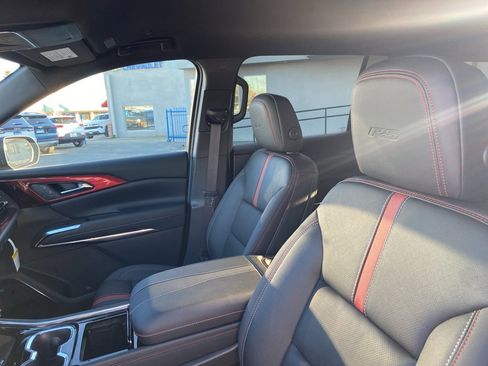 New 2026 Chevrolet Traverse RS w/ LPO, Floor Liner Package image 26