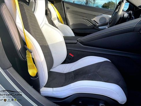 Used 2023 Chevrolet Corvette Z06 image 7