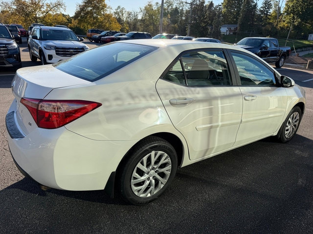 Used 2018 Toyota Corolla LE FWD image 8