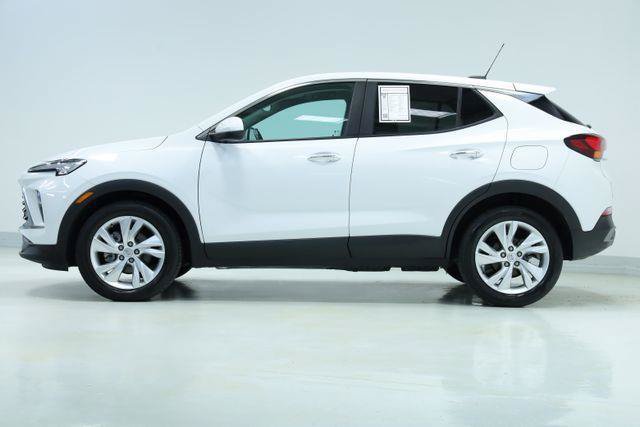 Used 2024 Buick Encore GX Preferred FWD image 4