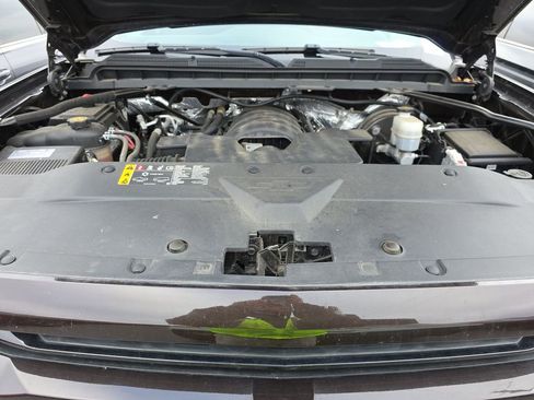 Used 2018 Chevrolet Silverado 1500 LT w/ All Star Edition image 7