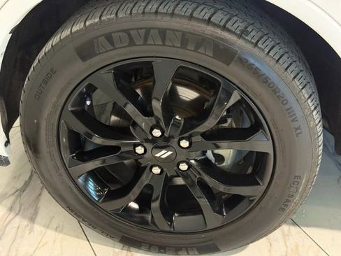 Used 2020 Dodge Durango SXT image 34