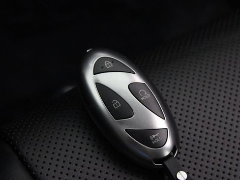 Certified 2024 Hyundai Santa Fe XRT AWD/4WD image 33