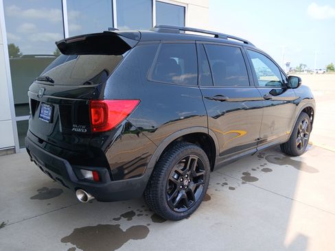 Used 2023 Honda Passport Elite image 7