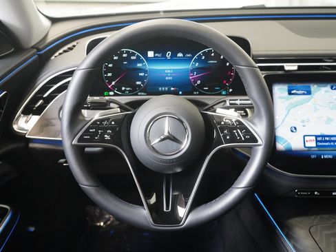 Used 2026 Mercedes-Benz E 350 4MATIC Sedan image 15