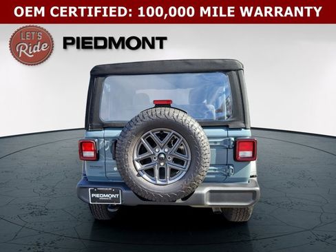 Used 2024 Jeep Wrangler Sport AWD/4WD image 8