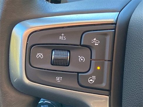 Used 2022 Chevrolet Silverado 1500 LTZ w/ LTZ Premium Package image 19