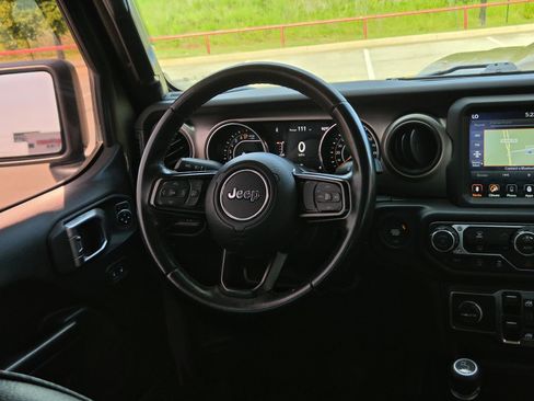 Used 2020 Jeep Gladiator Sport w/ Quick Order Package 24S AWD/4WD image 16