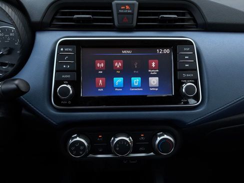 Used 2025 Nissan Versa SV FWD image 24