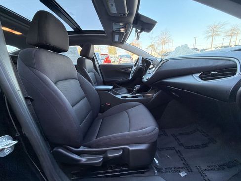 Used 2024 Chevrolet Malibu LT image 26