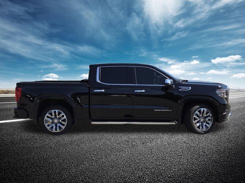 Used 2025 GMC Sierra 1500 Denali AWD/4WD image 24