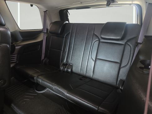 Used 2017 Chevrolet Tahoe Premier AWD/4WD image 28