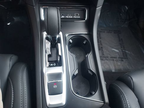 Certified 2026 Subaru Ascent Premium AWD/4WD image 18