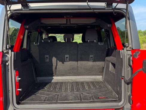 Used 2022 Ford Bronco Wildtrak image 32