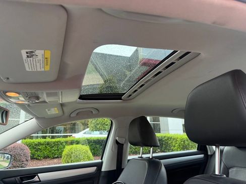 Used 2013 Volkswagen Passat 2.5 SE FWD image 11