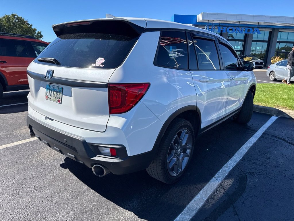 Used 2023 Honda Passport EX-L image 4