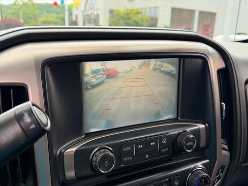 Used 2018 GMC Sierra 1500 Denali AWD/4WD image 24