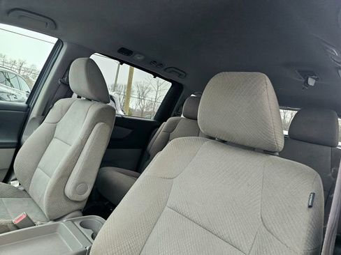 Used 2015 Honda Odyssey EX image 18