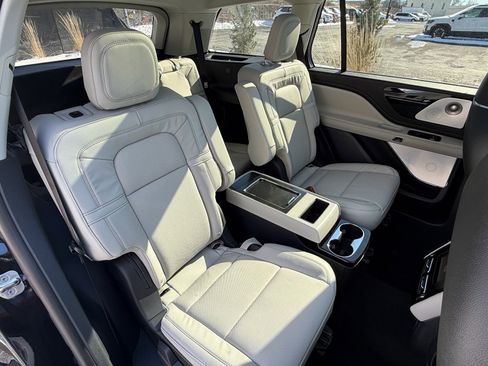 New 2026 Lincoln Aviator Reserve image 15