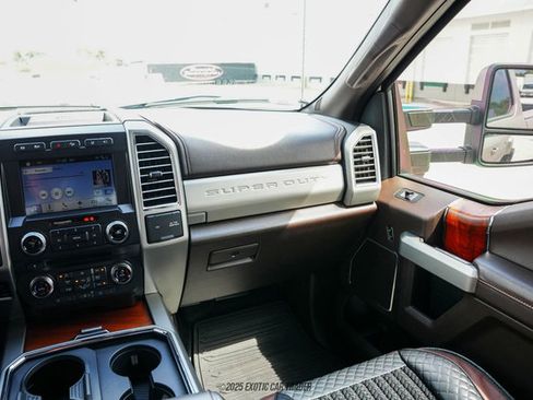 Used 2017 Ford F450 King Ranch w/ King Ranch Ultimate Package image 56