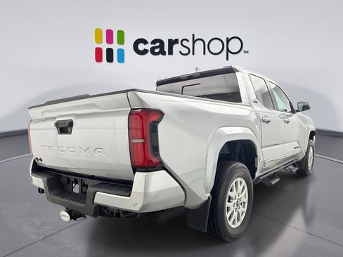 Used 2024 Toyota Tacoma SR5 image 5