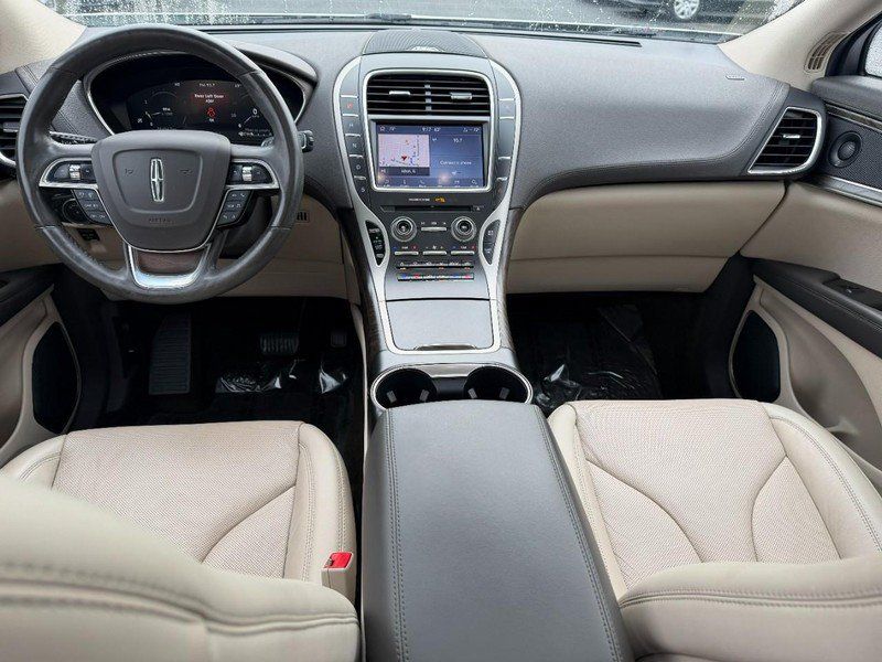 Used 2019 Lincoln Nautilus Reserve FWD image 13
