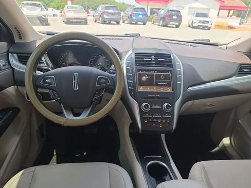 Used 2018 Lincoln MKC Premiere FWD image 14