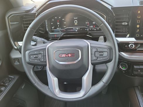 Used 2023 GMC Sierra 1500 SLT w/ SLT Premium Plus Package AWD/4WD image 21