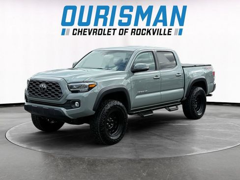 Used 2023 Toyota Tacoma TRD Off-Road AWD/4WD image 2