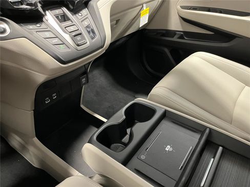 New 2026 Honda Odyssey EX-L image 17