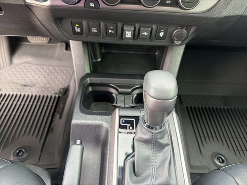 Used 2023 Toyota Tacoma Limited image 26