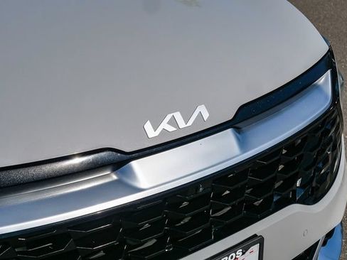 Certified 2023 Kia Sportage SX FWD image 12