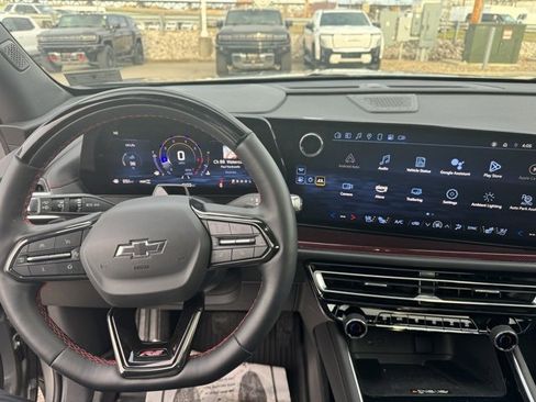 Certified 2024 Chevrolet Traverse RS w/ LPO, Floor Liner Package image 15