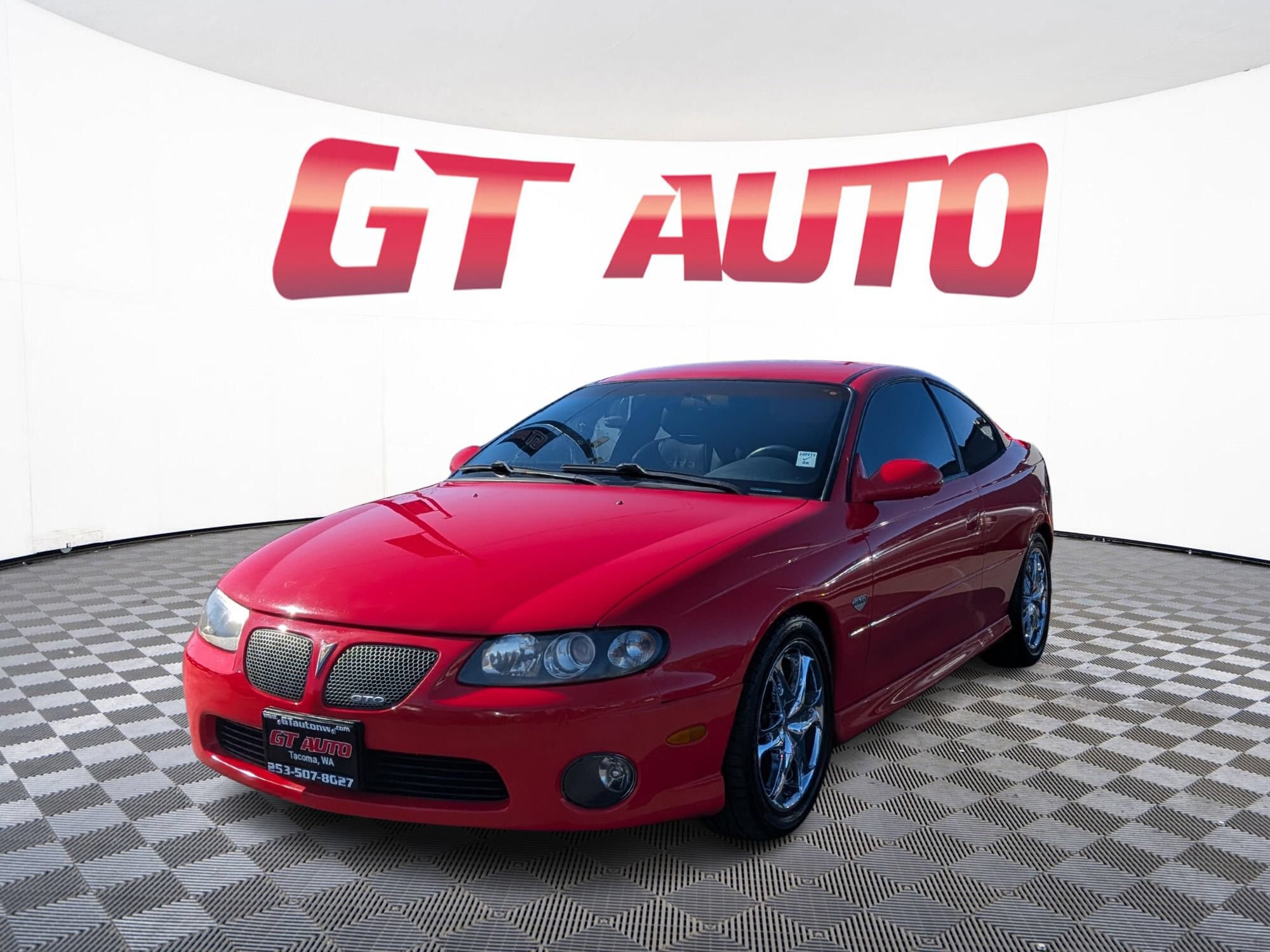 Used 2004 Pontiac GTO RWD image 2