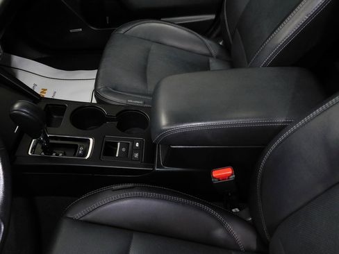 Used 2018 Subaru Outback 2.5i Limited image 39