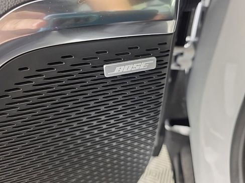 New 2025 Chevrolet Traverse LT w/ Enhanced Driving Package image 13