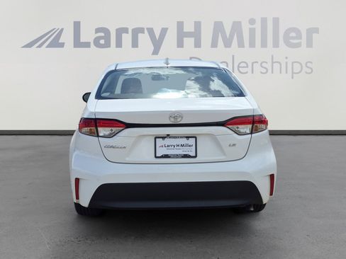 Certified 2024 Toyota Corolla LE image 4