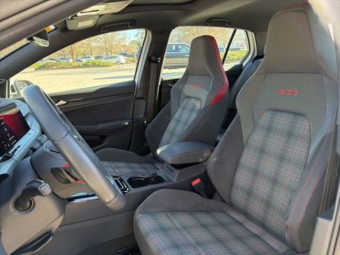 Used 2024 Volkswagen GTI SE image 10