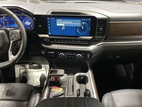 Used 2024 Chevrolet Silverado 1500 High Country w/ High Country Premium Package image 14
