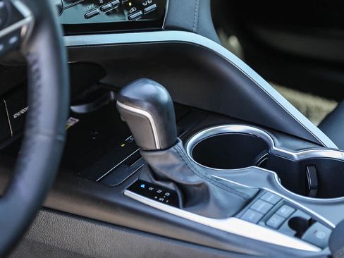 Certified 2023 Toyota Camry XLE FWD image 21