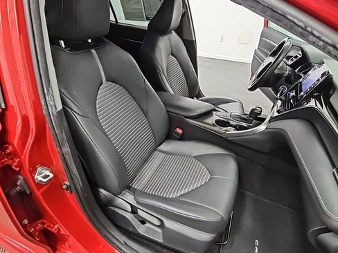 Used 2023 Toyota Camry SE image 36