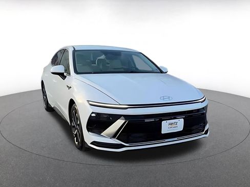 Used 2025 Hyundai Sonata SEL image 3