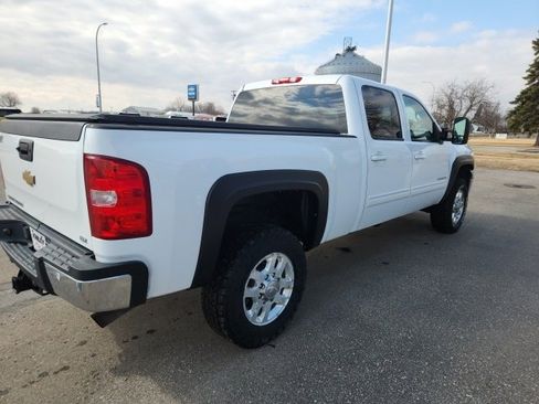 Used 2011 Chevrolet Silverado 2500 LTZ w/ LTZ Plus Package image 6
