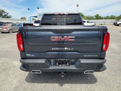 Used 2021 GMC Sierra 1500 Denali w/ Denali Ultimate Package AWD/4WD image 10