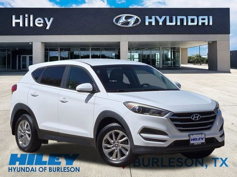 Used 2018 Hyundai Tucson SE image 2