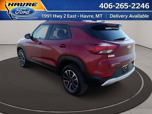 Used 2025 Chevrolet TrailBlazer LT AWD/4WD image 6