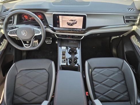 New 2026 Volkswagen Atlas Peak Edition image 19