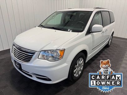 Used 2016 Chrysler Town & Country Touring w/ Driver Convenience Group
