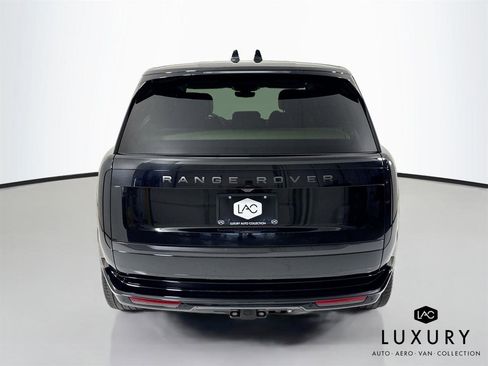 Used 2024 Land Rover Range Rover SE AWD/4WD image 7