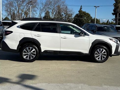 Certified 2025 Subaru Outback Premium w/ Popular Package #1A image 2